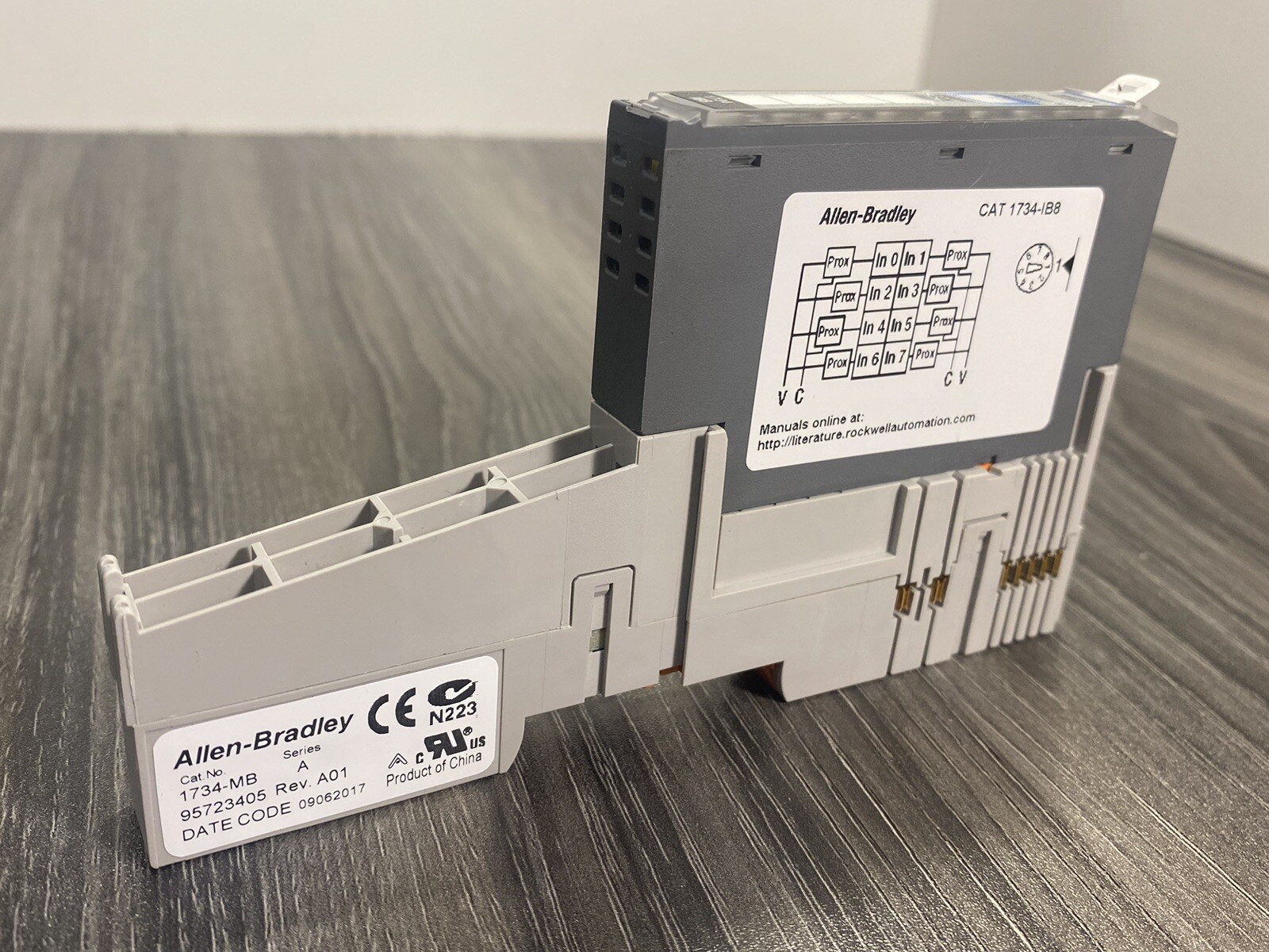 Allen Bradley 1734-IB8 Ser D 8-Point Digital Input Module w/ 1734-MB Base – USA