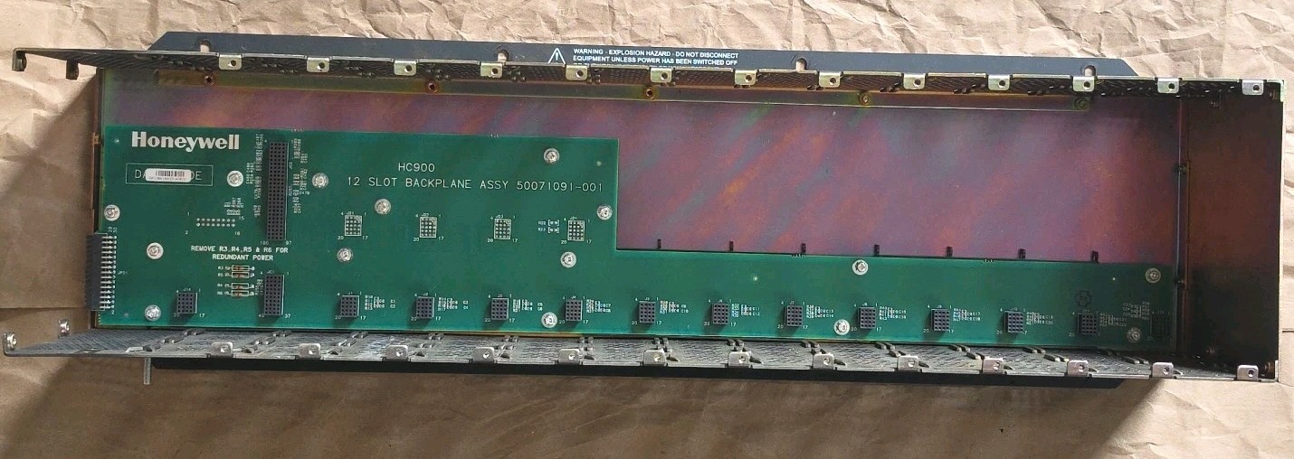 Honeywell 900R12-0200 ControlEdge HC900 12-Slot I/O Rack Assembly 50071091-001