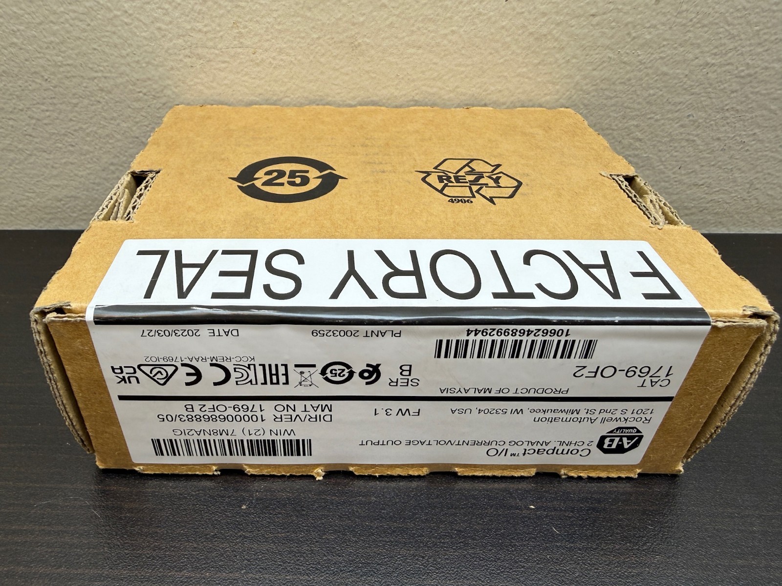 NEW SEALED Allen Bradley 1769-OF2 Analog Output Module CompactLogix PLC