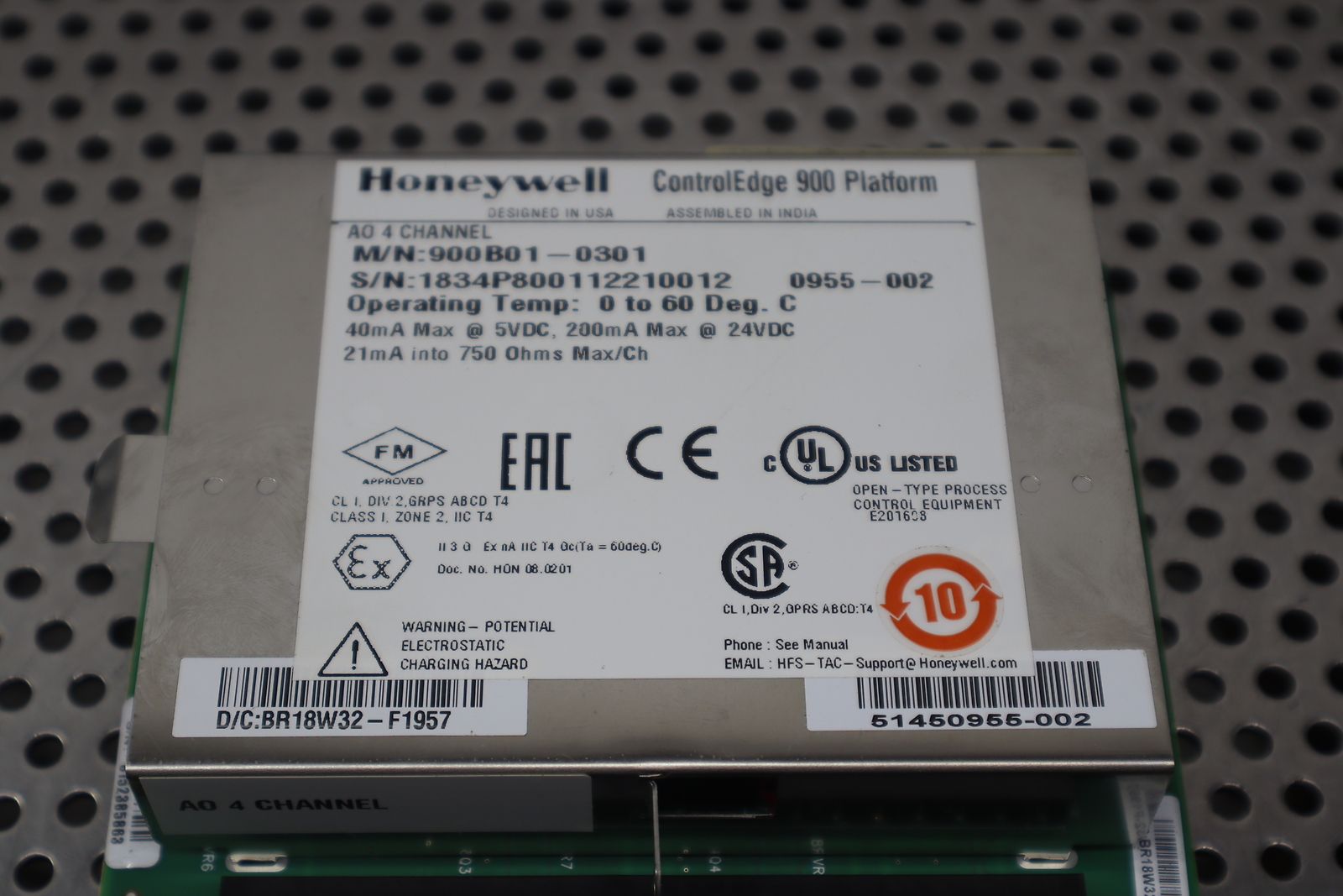 Honeywell 900B01-0301 Analog Output Module 4PT Used With Warranty See All Pics