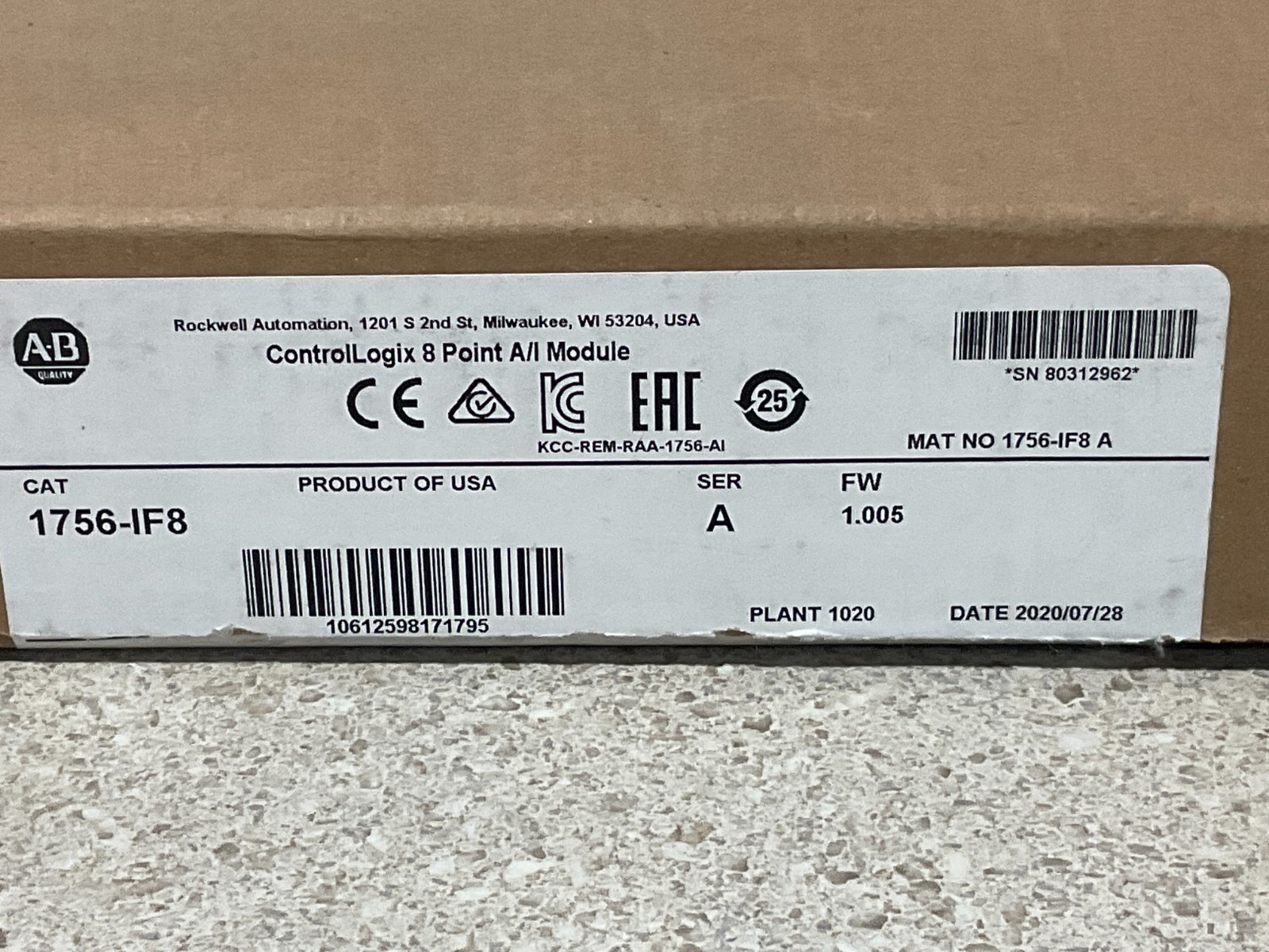 Allen Bradley 1756-IF8 NEW