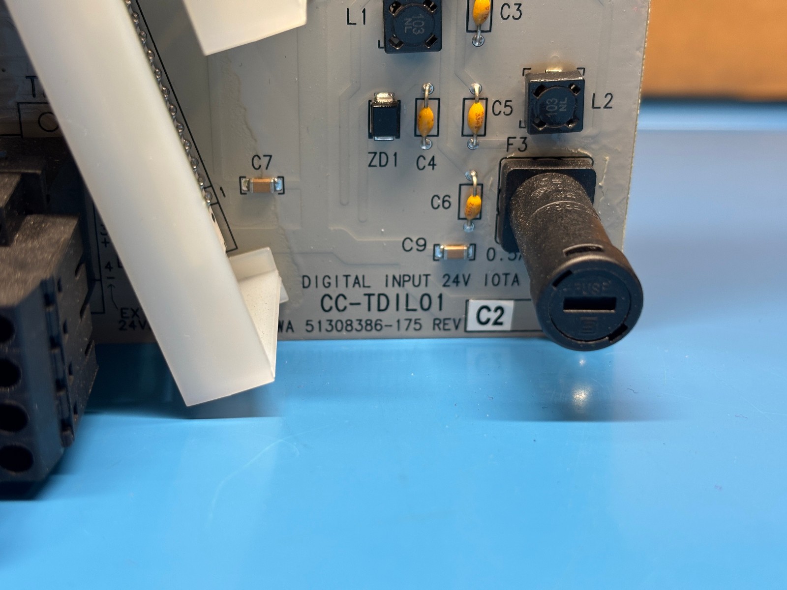 Honeywell CC-TDIL01 DIGITAL INPUT 24V IOTA Card Module