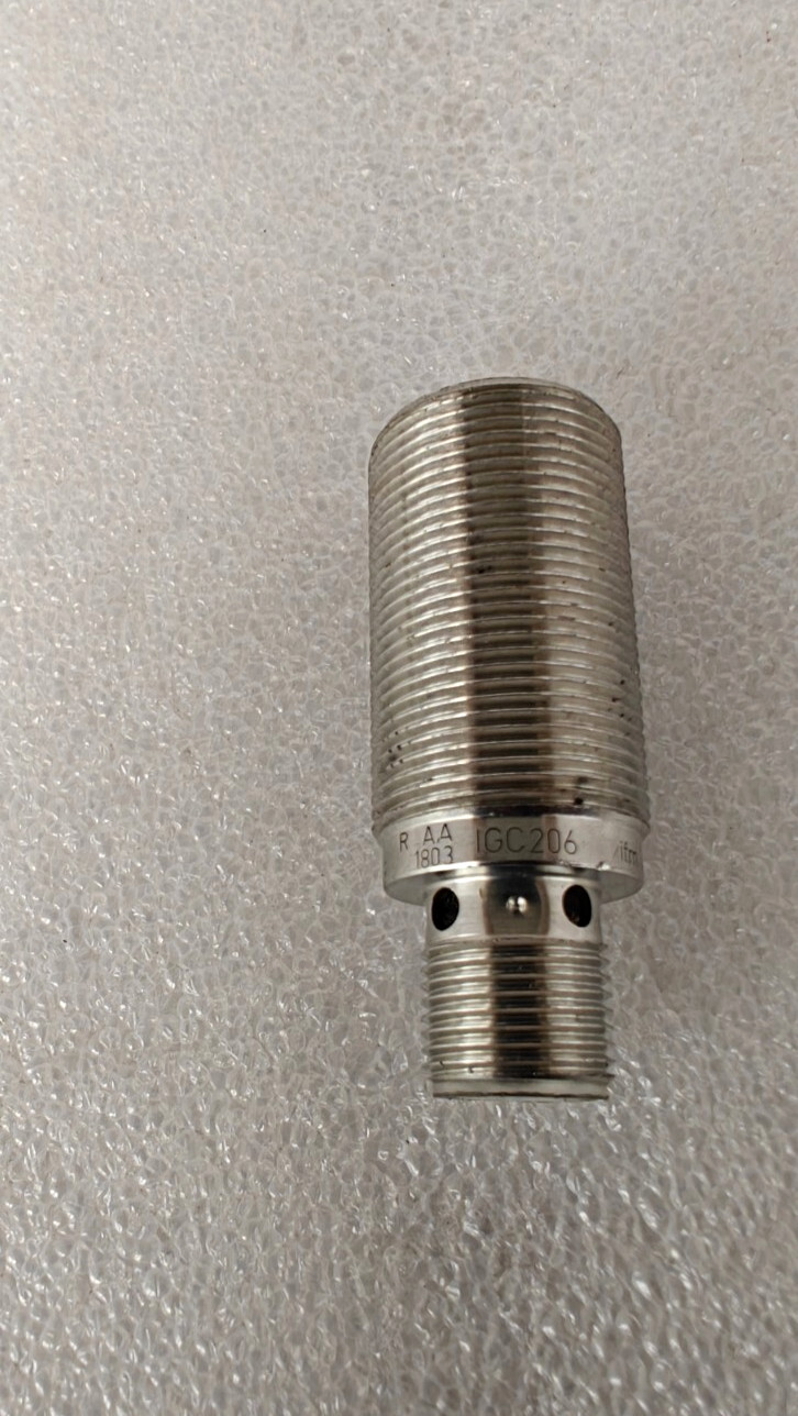 IGC206 IFM Effector Inductive Proximity Sensor