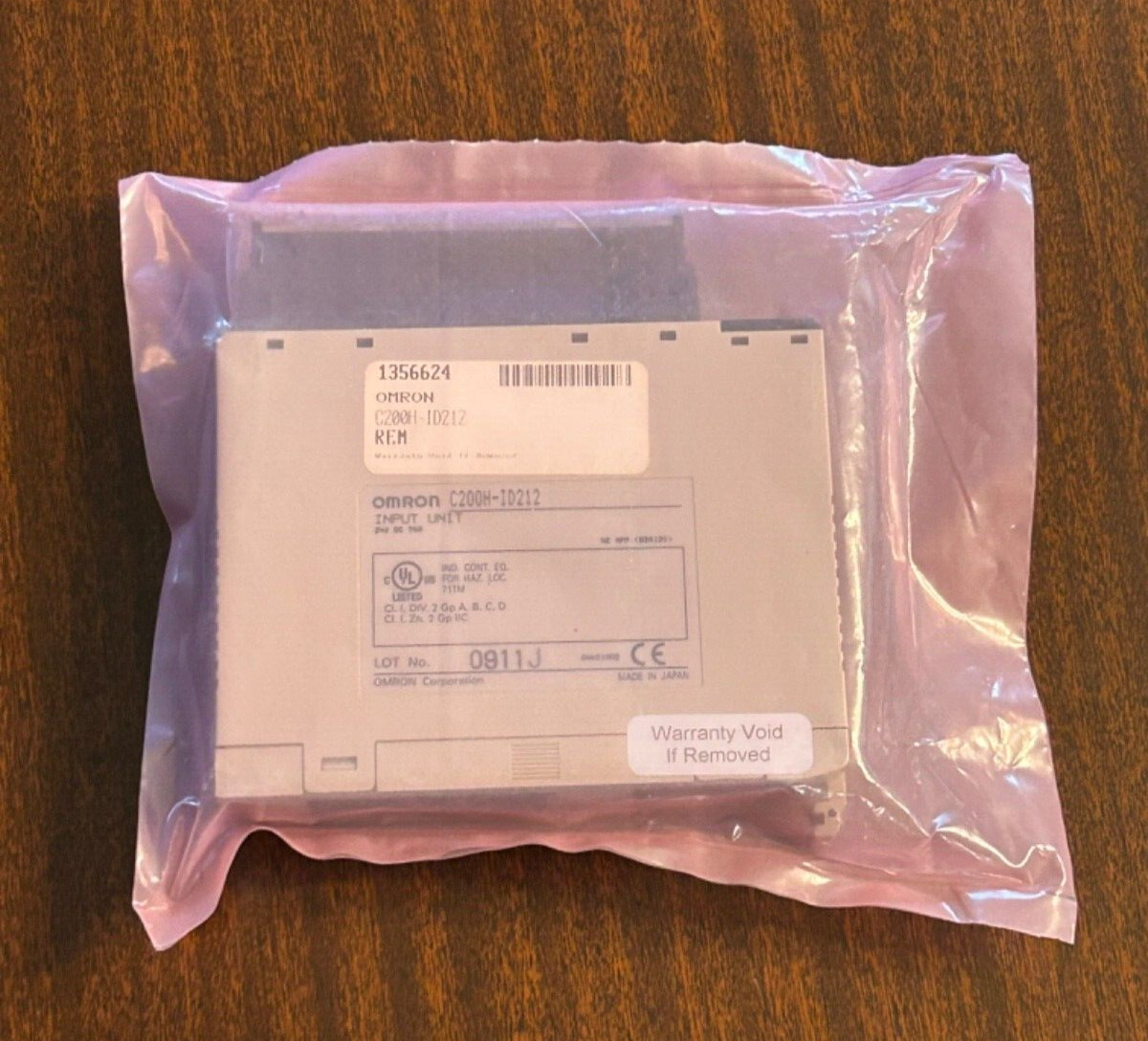 OMRON C200H-ID212 Input Module 24VDC, Brand new, sealed package