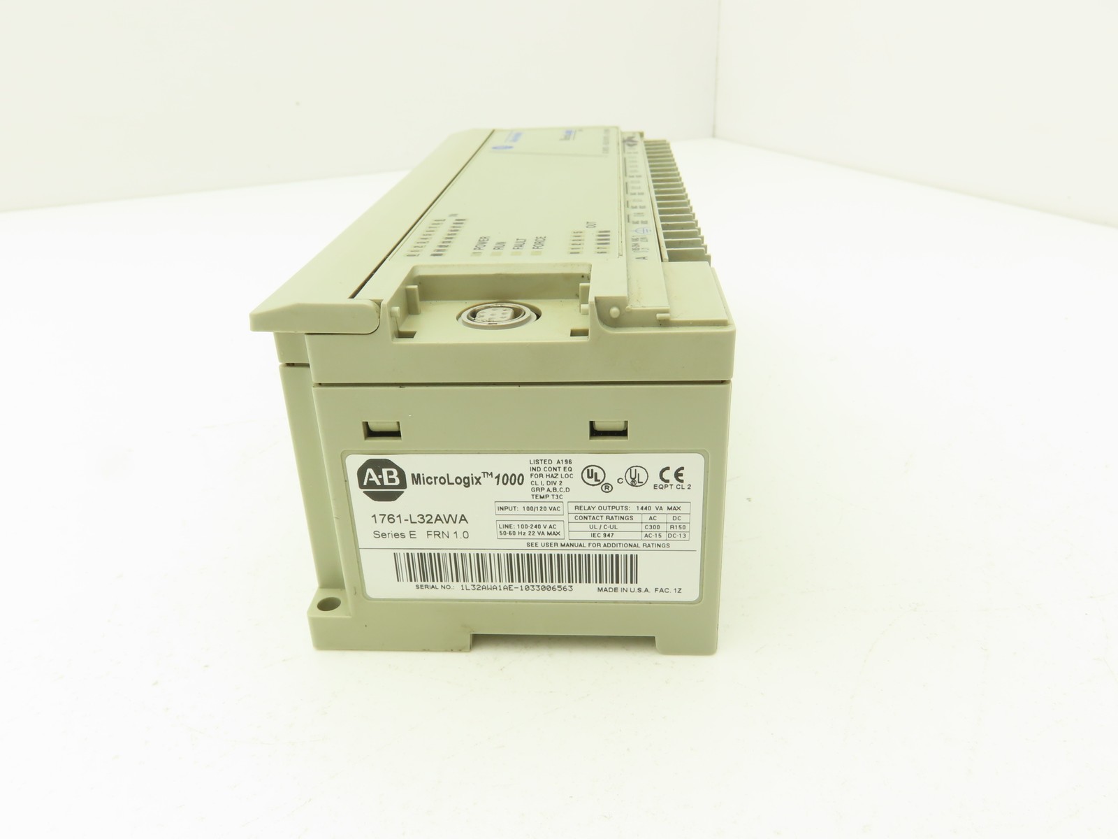 Allen Bradley 1761-L32AWA MicroLogix 1000 PLC Controller 100-240VAC Series E
