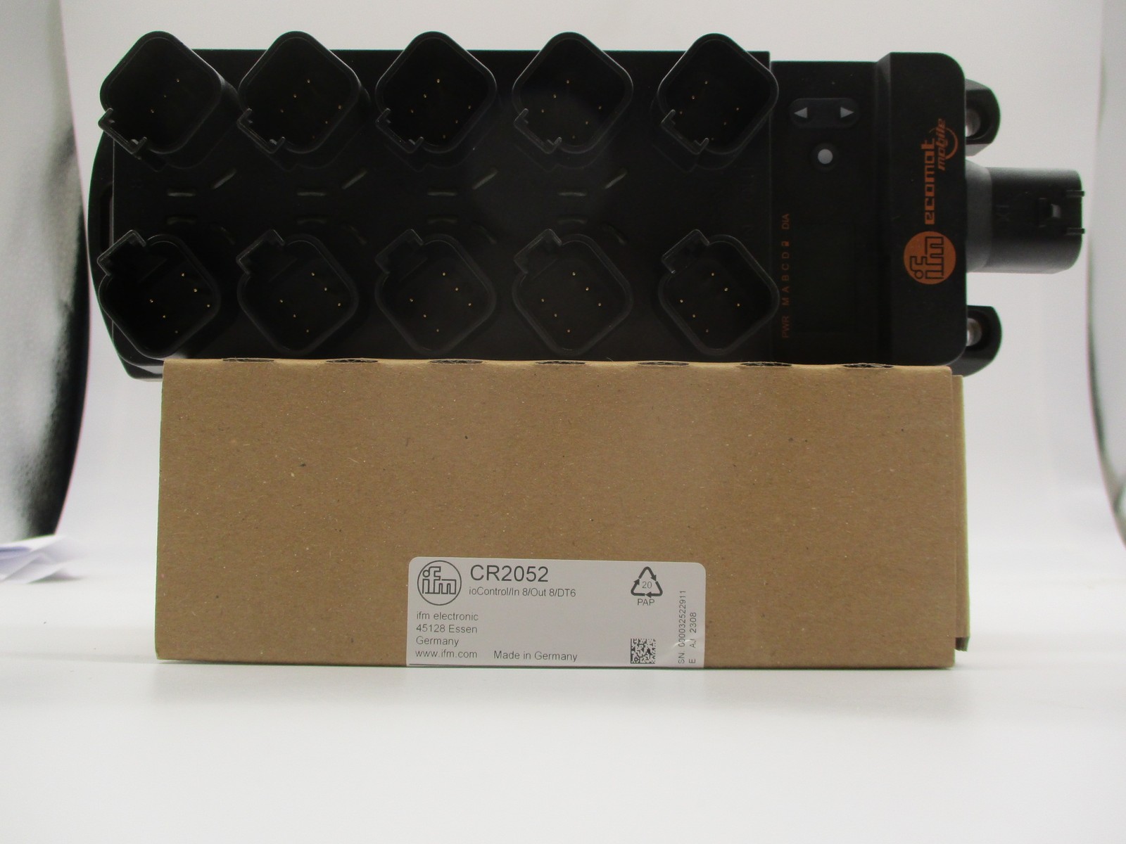 IFM ioControl/In 8/Out 8/DT6, I/O Module for Mobile Machines, CR2052