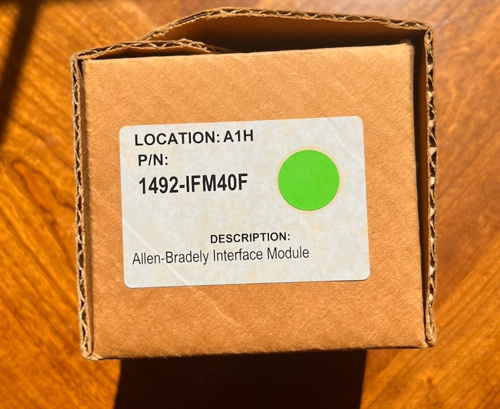 New Allen Bradley 1492-IFM40F Ser A 40PT Interface Module 0-132V NIB