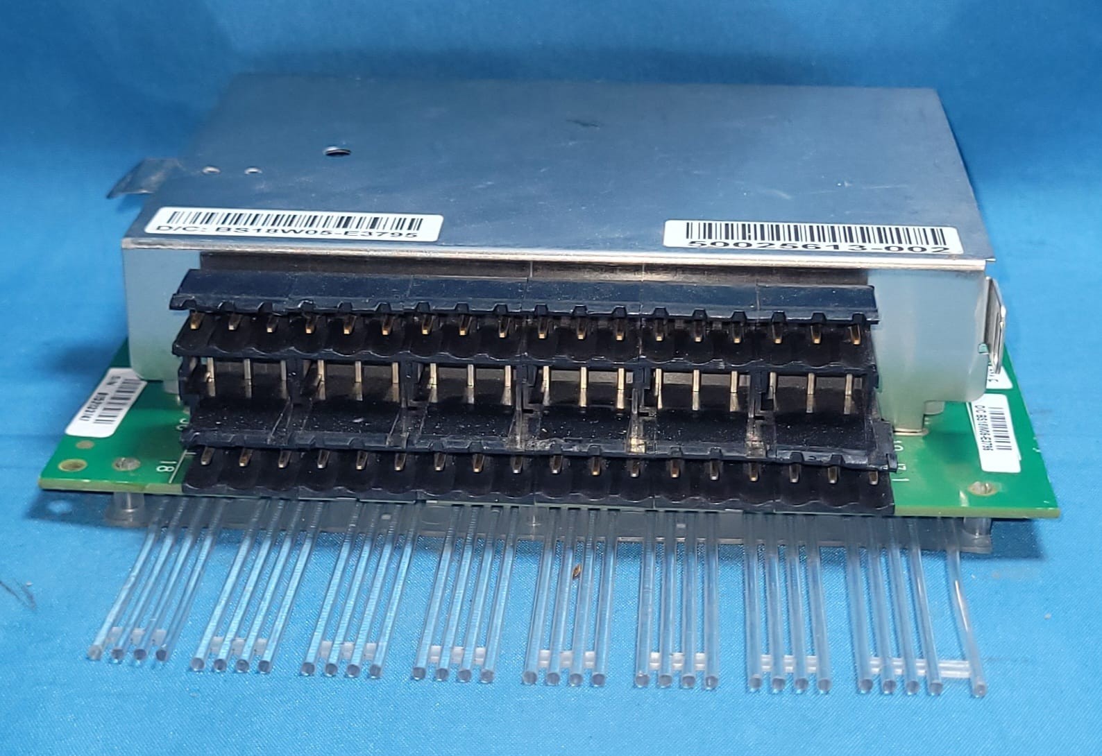 Honeywell 50025613-001-E | HC900 | 900B08-0202 8 Channel Analog Output Module