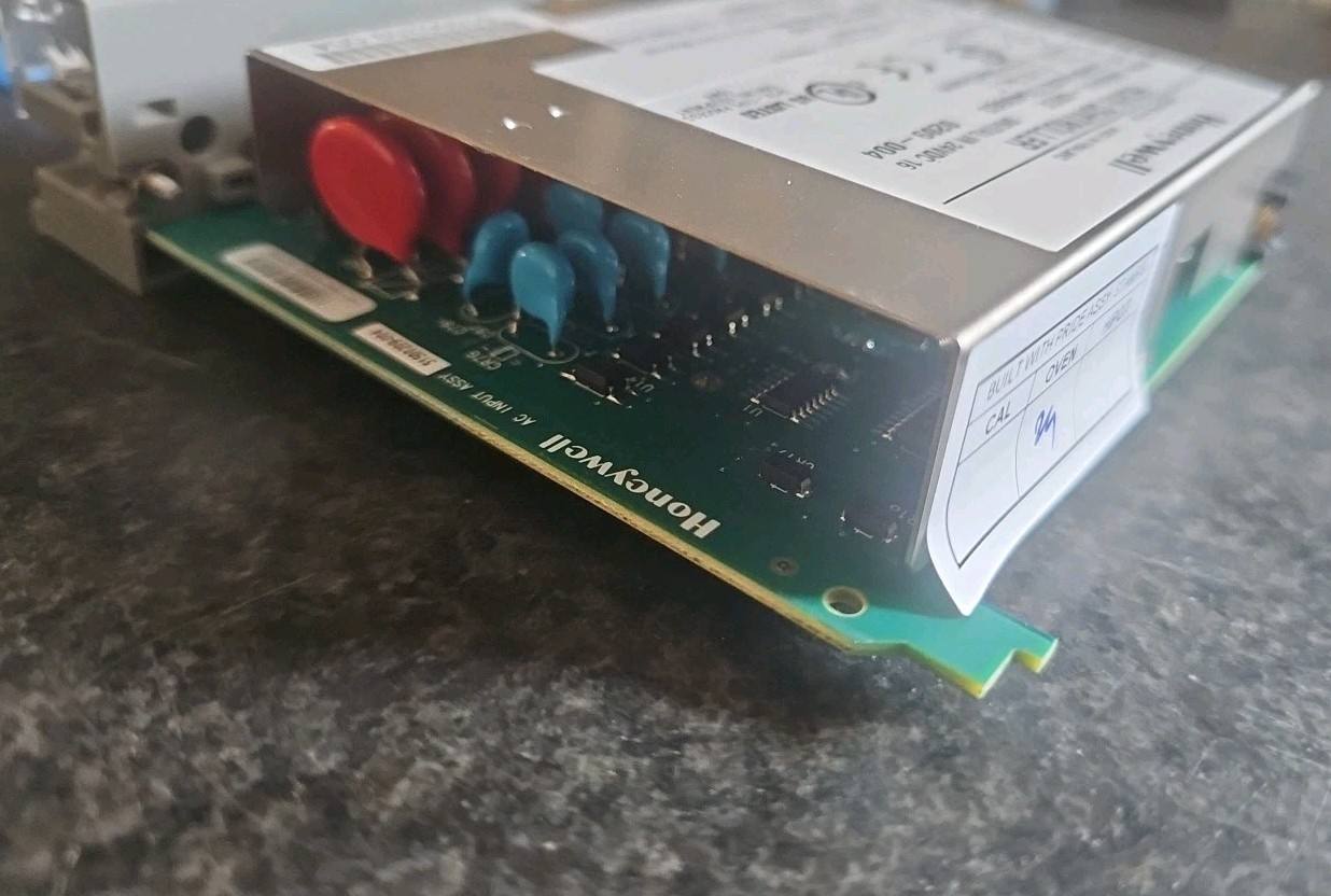 Honeywell HC900 Controller 900G02-0202 Digital Input 24VDC 16-Channel Module…