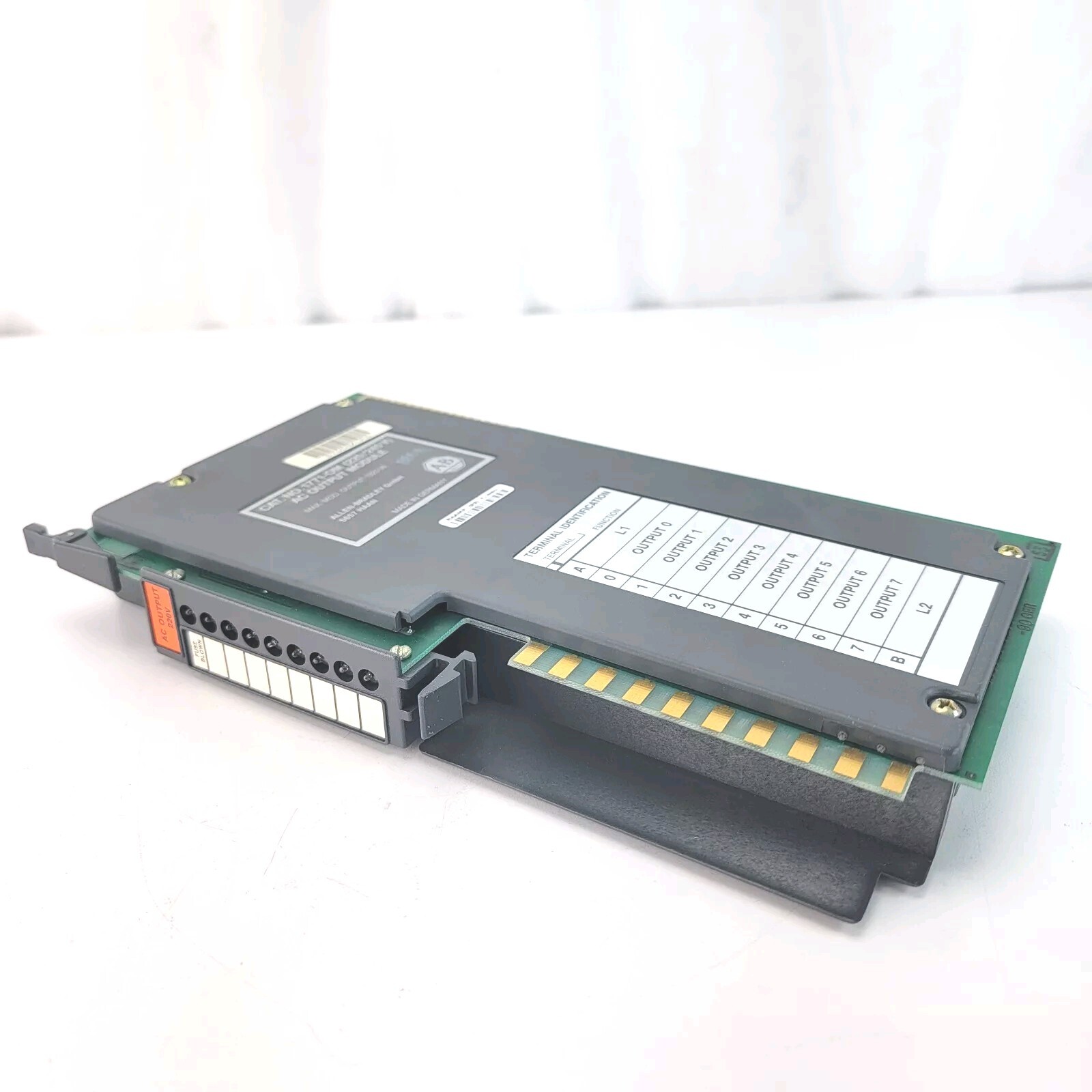 Allen-Bradley 1771-OM Output Module NEW OPEN BOX made in GERMANY