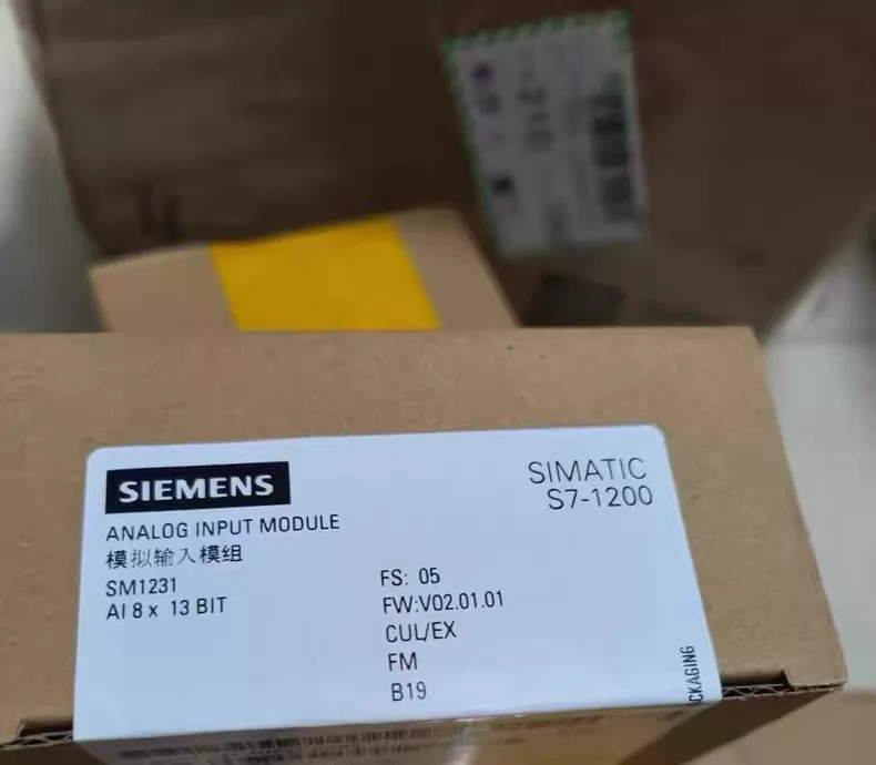 1PCS New in box SIEMENS 6ES7231-4HF32-0XB0 Analog Expansion Modul FAST SHIPPING