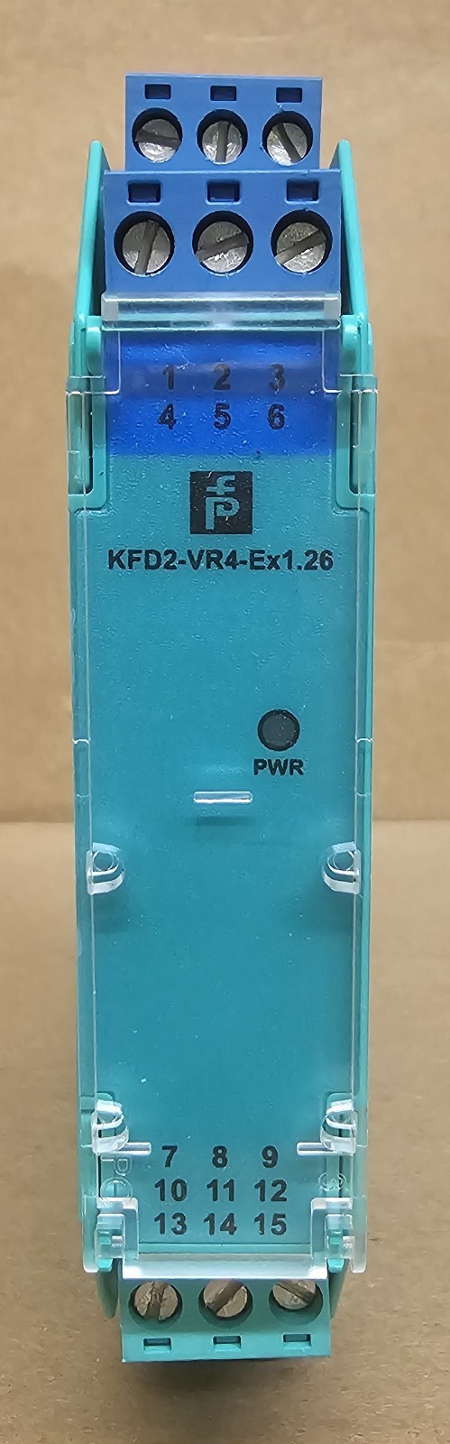 Pepperl+Fuchs KFD2-VR4-Ex1.26 Voltage Repeater 70107327