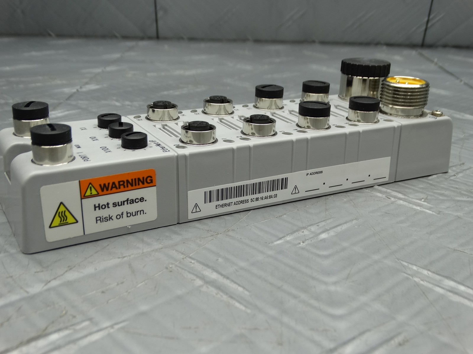Allen Bradley 1732E-16CFGM12QCR/A ArmorBlock 16-PT l/O Module /w Ethernet