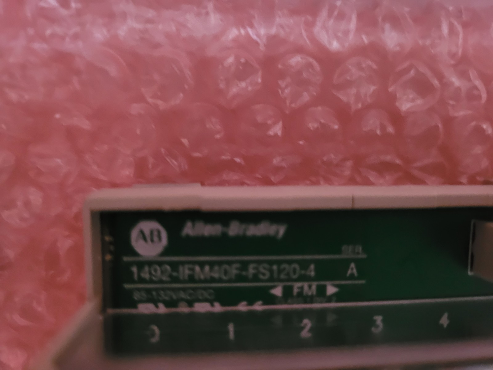 ALLEN BRADLEY 1492-IFM40F-FS120-4 INTERFACE MODULE 1492IFM40FFS1204 NEW IN BOX