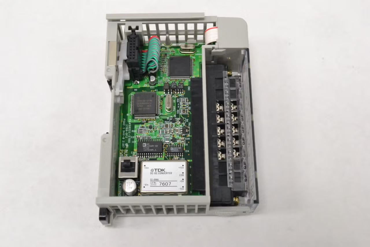Allen Bradley 1769-OF2 Compact I/o Analog Output Module Ser B