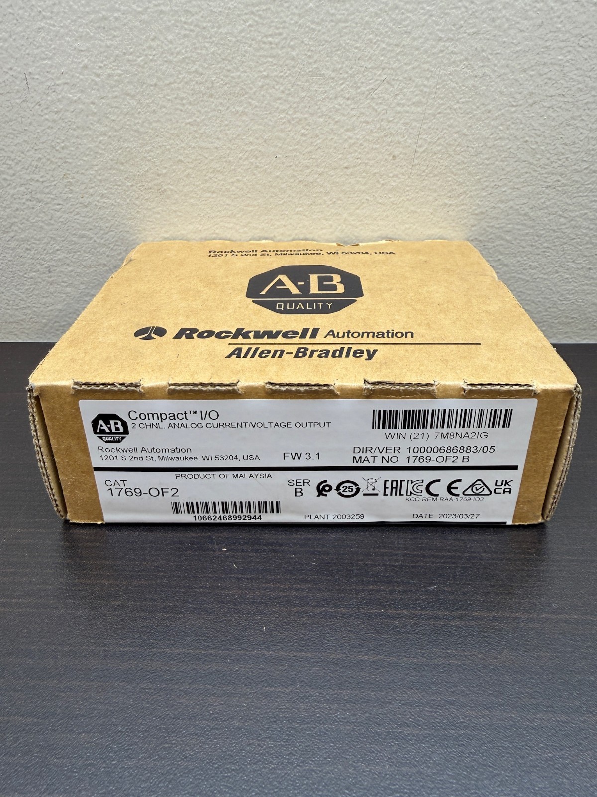 NEW SEALED Allen Bradley 1769-OF2 Analog Output Module CompactLogix PLC