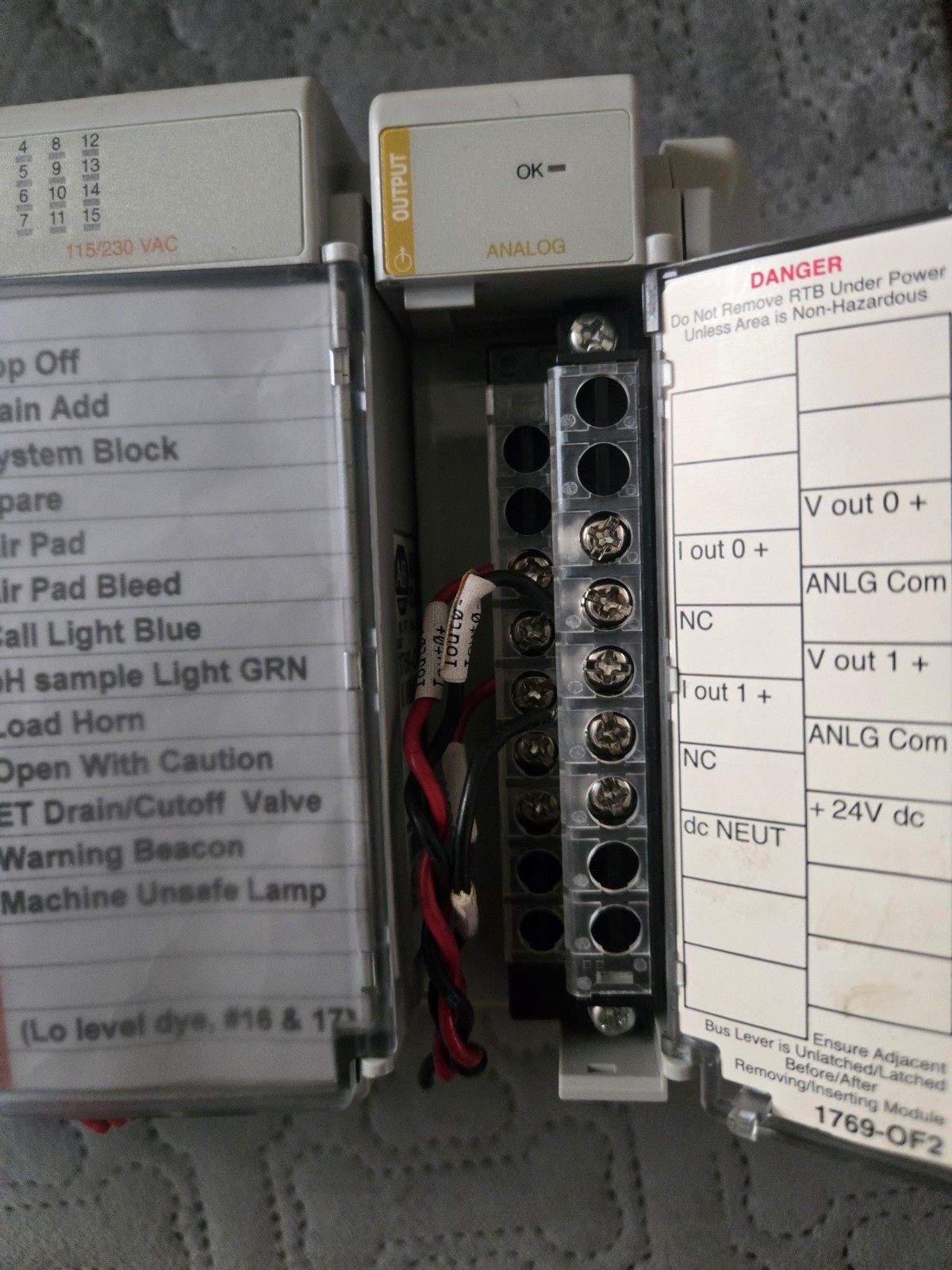 Allen-Bradley CompactLogix L32E 1769-L32E PLC EtherNet/IP w/ 1769-IA16 OF2