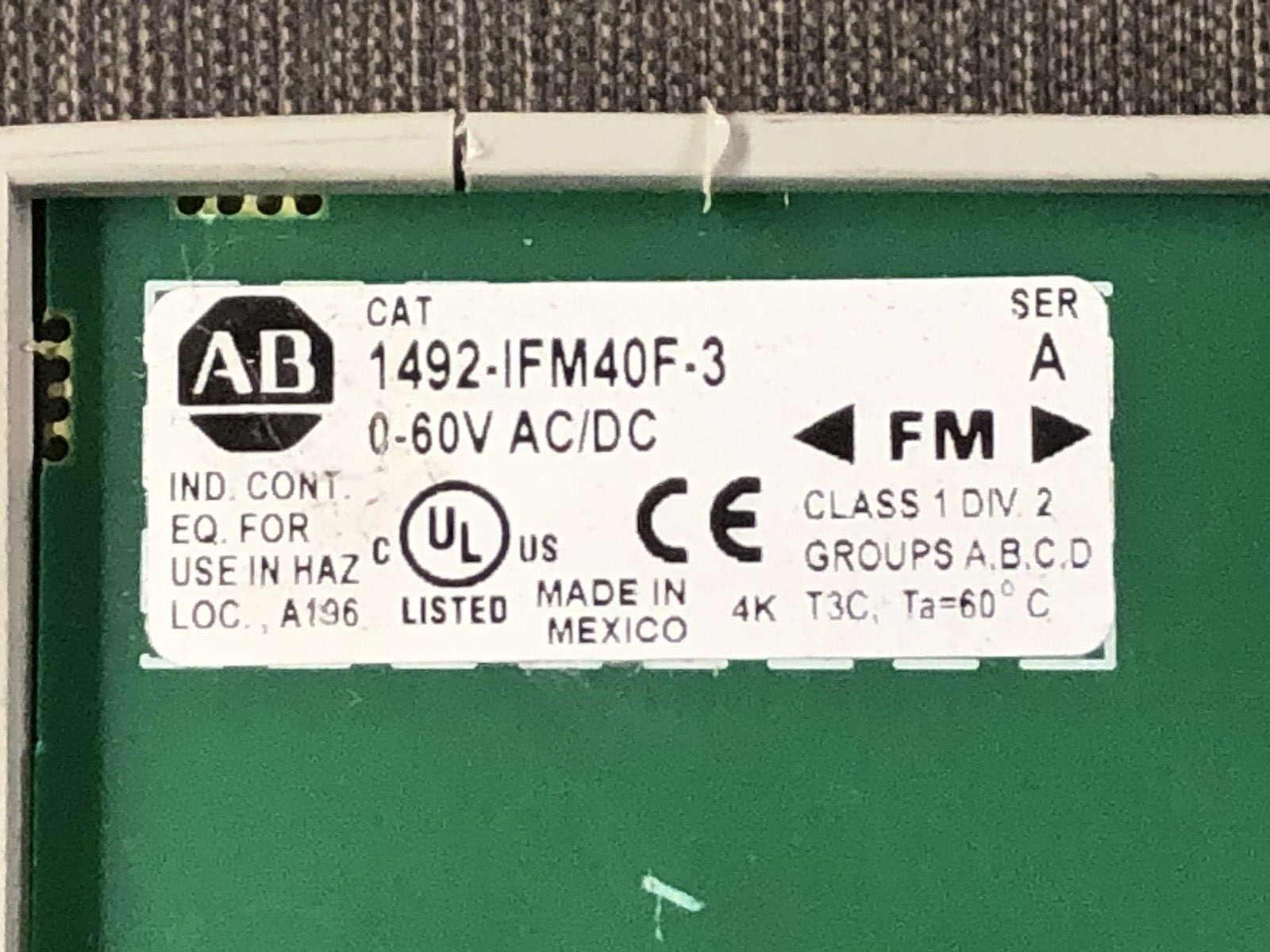 Allen-Bradley 1492-IFM40F-3 Digital Interface Module 40 Pt. 3 wire Sensor Inputs