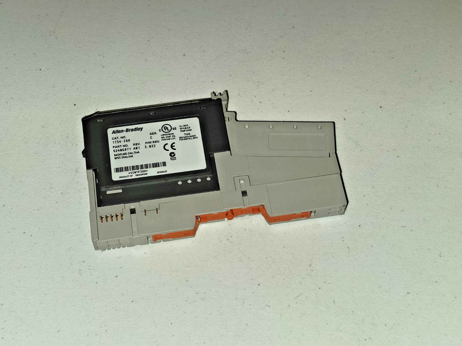 Allen Bradley 1734-IB8 Digital Input Module with 1734-MB 1734-RTB