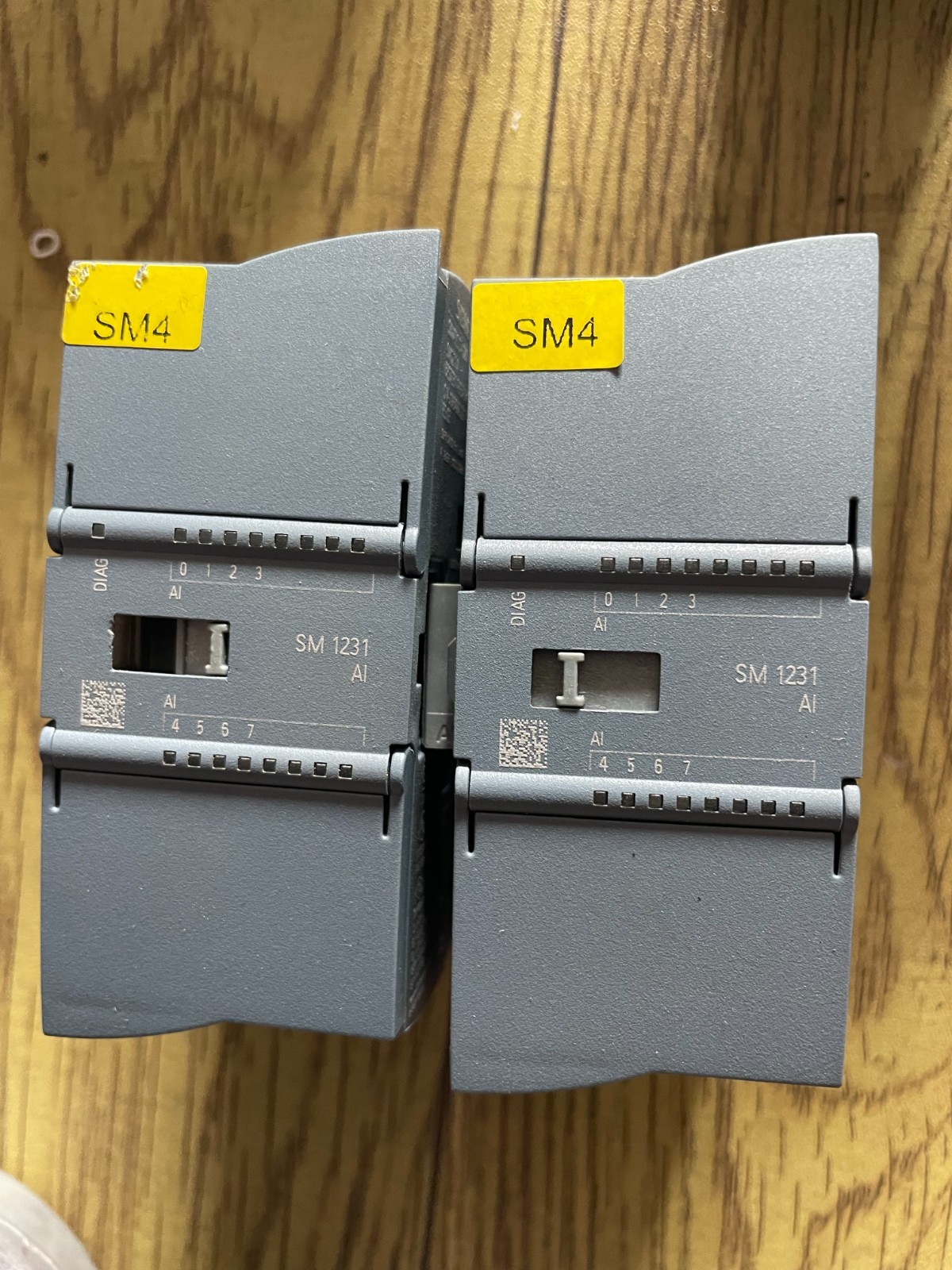Siemens 8ch Analog Input Module 6ES7231-4HF32-0XB0 6ES7 231-4HF32-0XB0