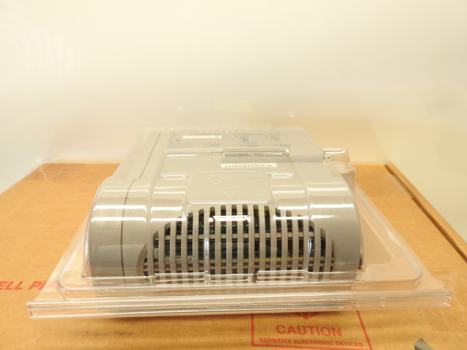 New Genuine Honeywell C300 Controller Kit 51405046-175 51308307 338285-009 5140